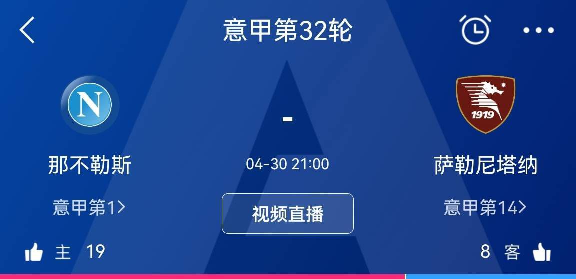 白莲教徒接下满清年夜臣纳兰元述（甄子丹）所下的对于革命党人的号令后，在广州陌头借“扶清灭洋”的标语年夜肆拆台洋人的使馆、教堂等地皮，乃至连小学生也不放过，他们的行为令黄飞鸿（李连杰）、十三姨（关之琳）与梁宽（莫少聪）异常愤恚。 在某个医学会议上，黄飞鸿与革命党魁首孙文（张铁林）一见如故，发现革命党人对救国更具远见时，他决议帮忙革命党人逃过恶运。随后，他直捣白莲教总坛决胜九宫真人，揭开迷信假像，又因奋慨国运衰竭平易近智末开，不吝与纳兰元述决一死战。